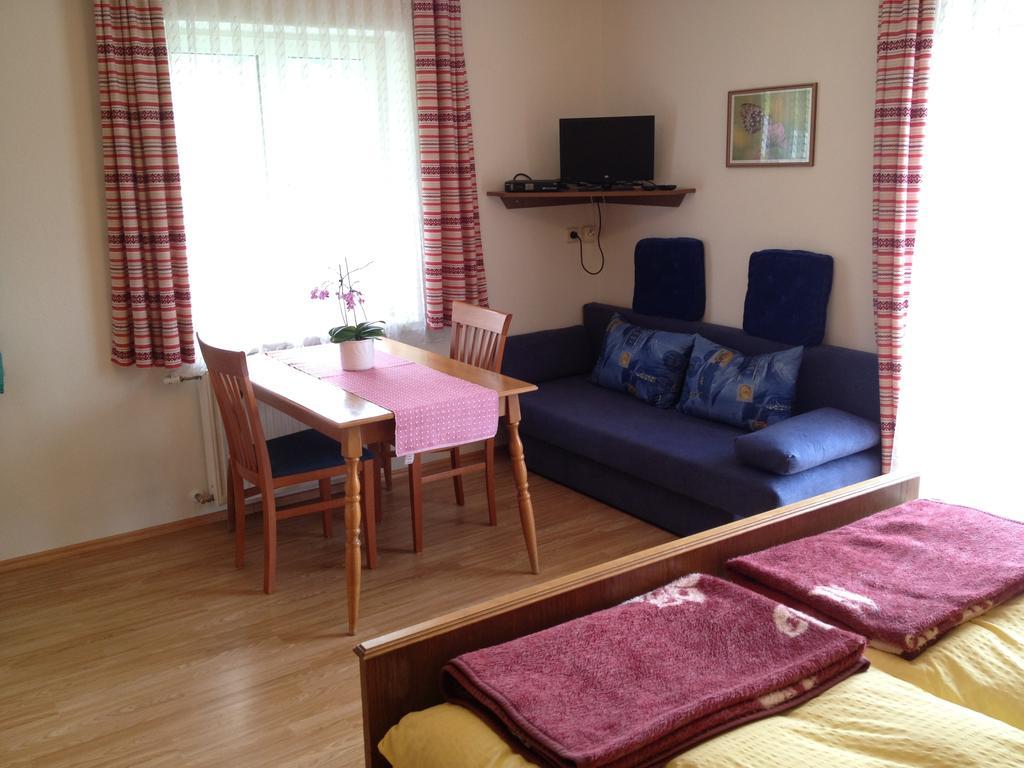 Tischnerhof Appartements Bad Kleinkirchheim Habitación foto